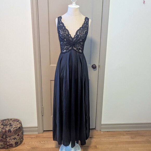 Vintage Olga Lace Satin Nightgown Lingerie Evening Gown 1970’s Black - Picture 2 of 13